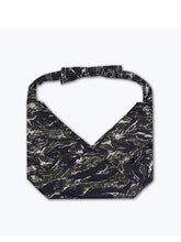 90s Vintage Camouflage Canvas Messenger Crossbody Bag