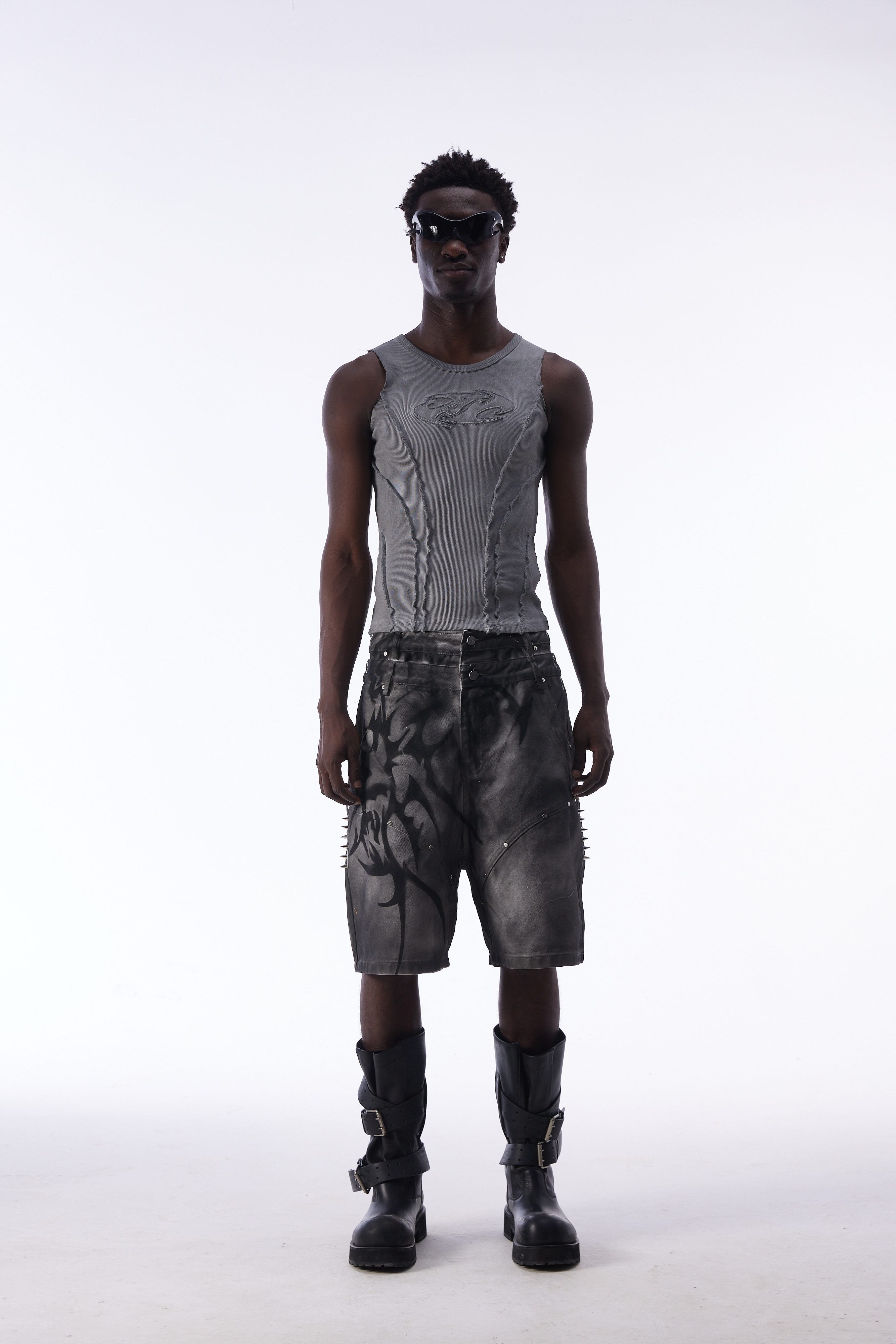 Omirad Tribal Spike Jorts