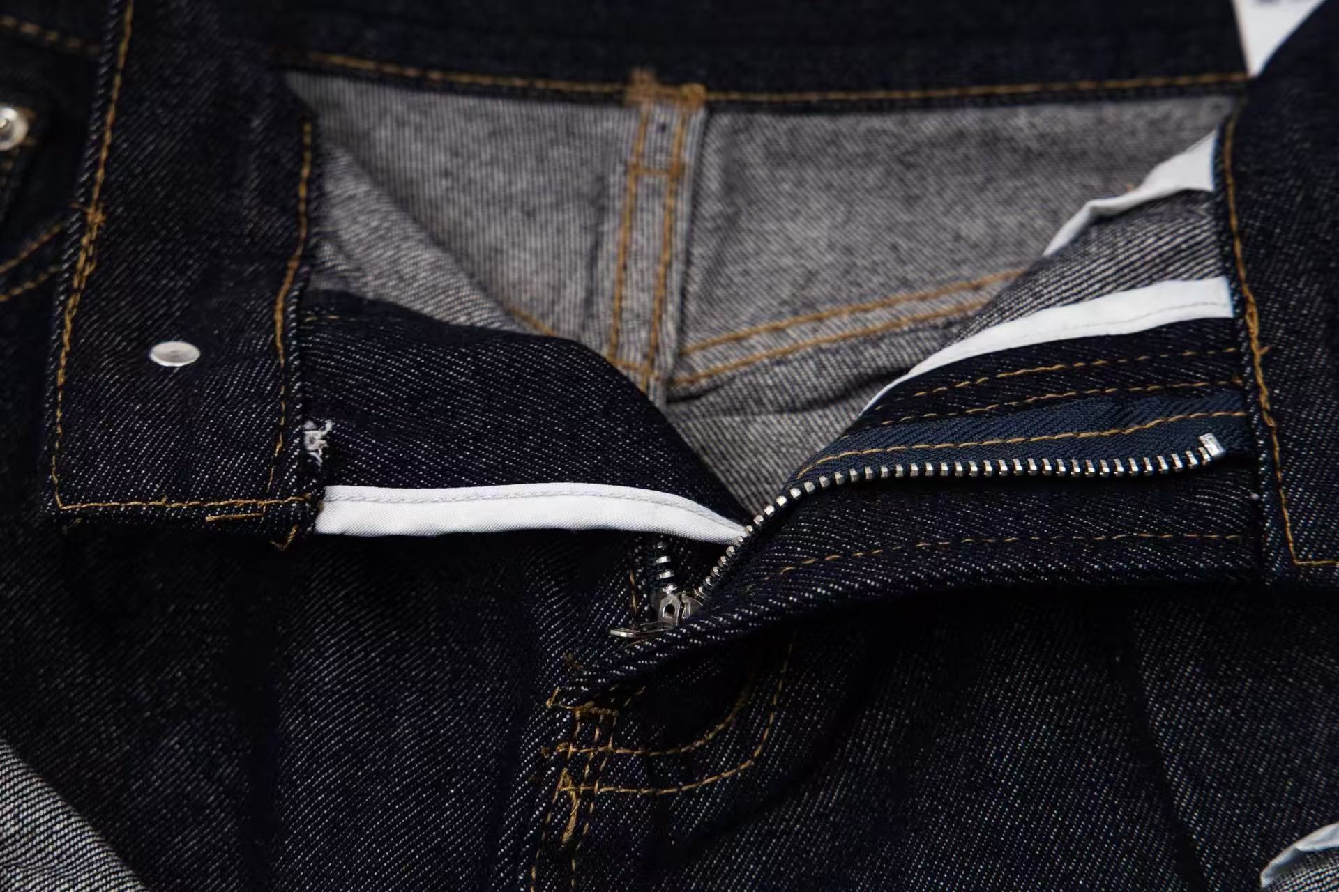 Omirad “Double Waist Panel Denim Shorts”