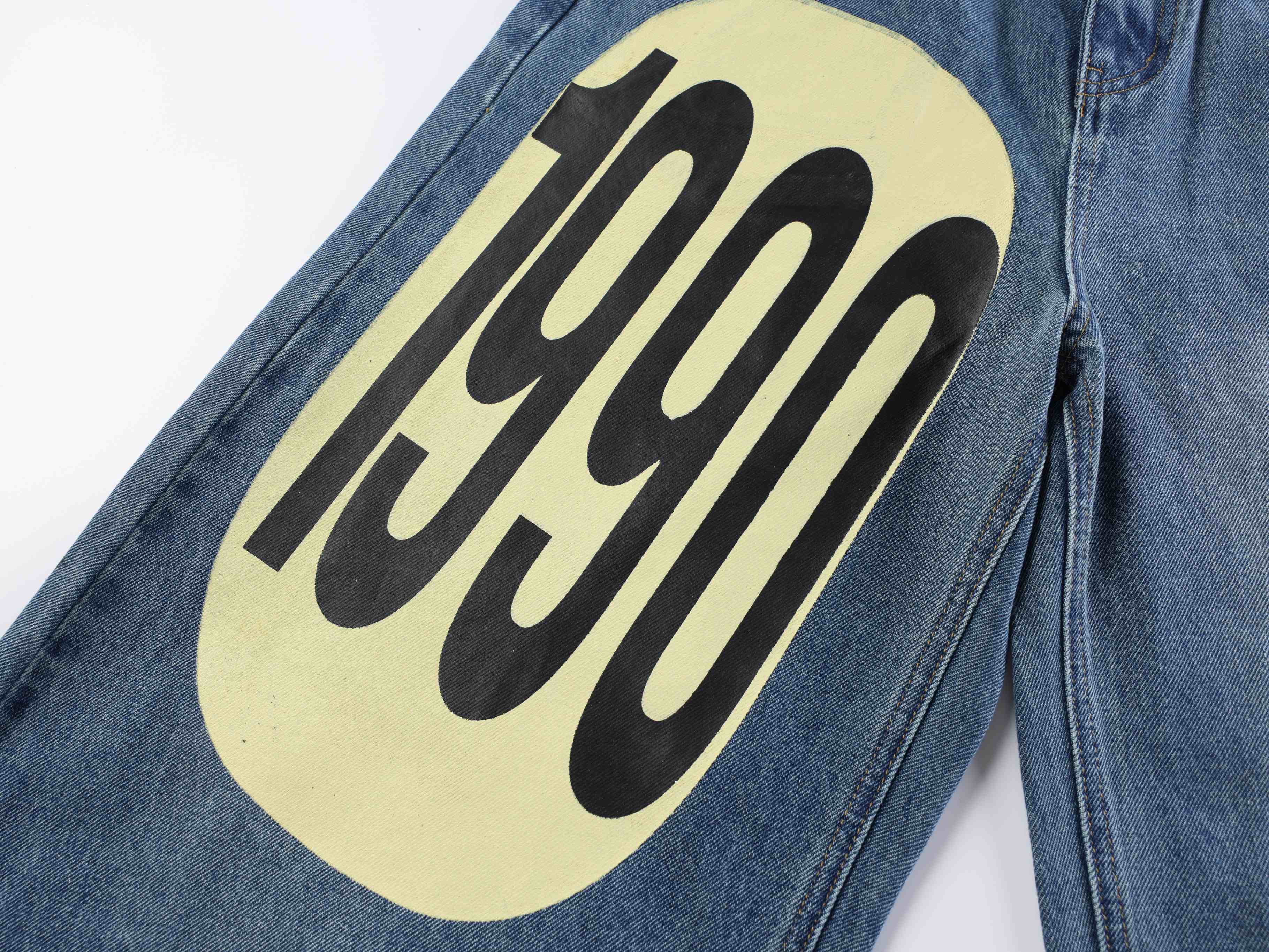 Omirad 1990 Graphic Wide-Leg Jeans
