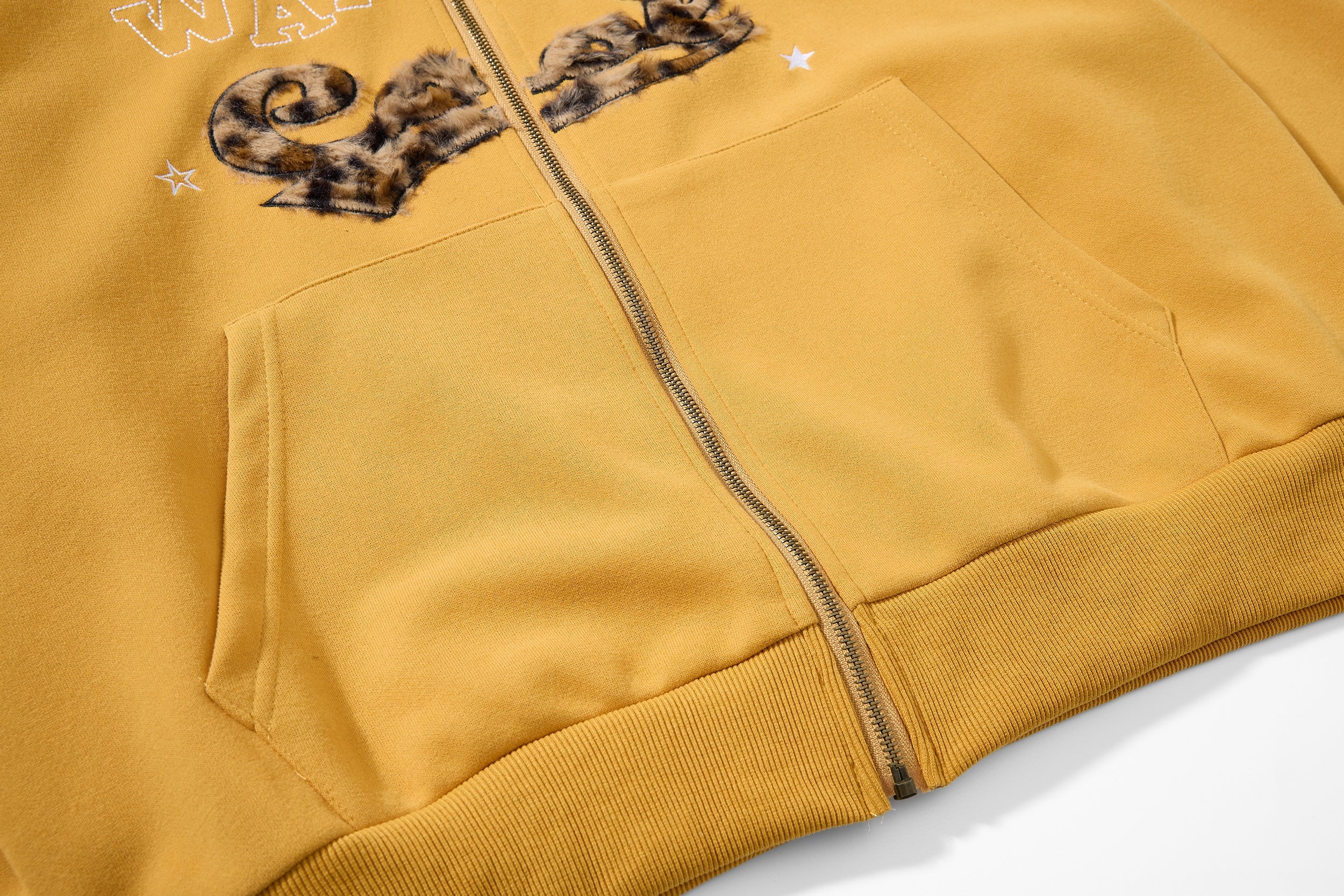 Omirad Vintage Graphic Zip Hoodie