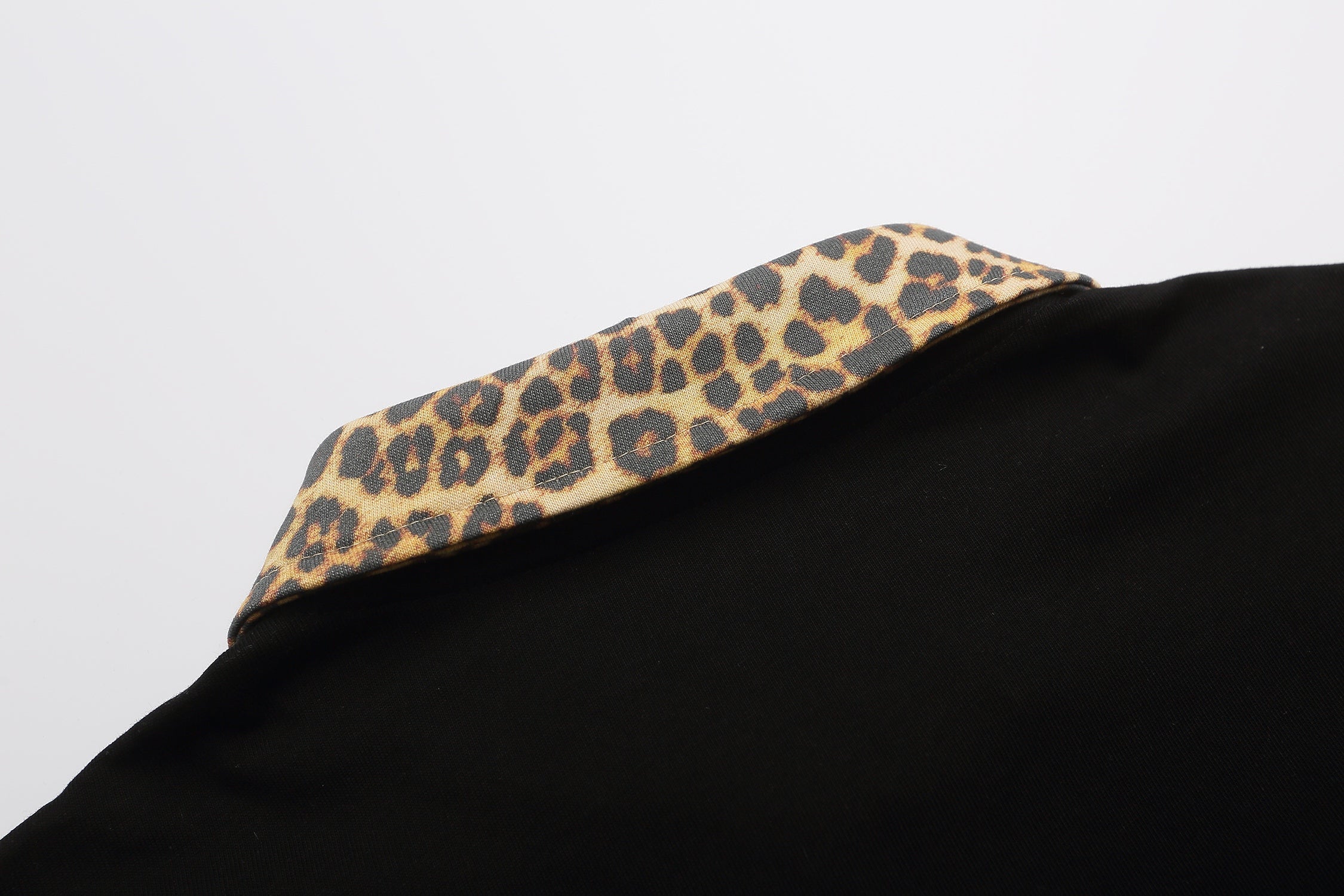 Omirad Gothic Cross Leopard Collar Polo Shirt