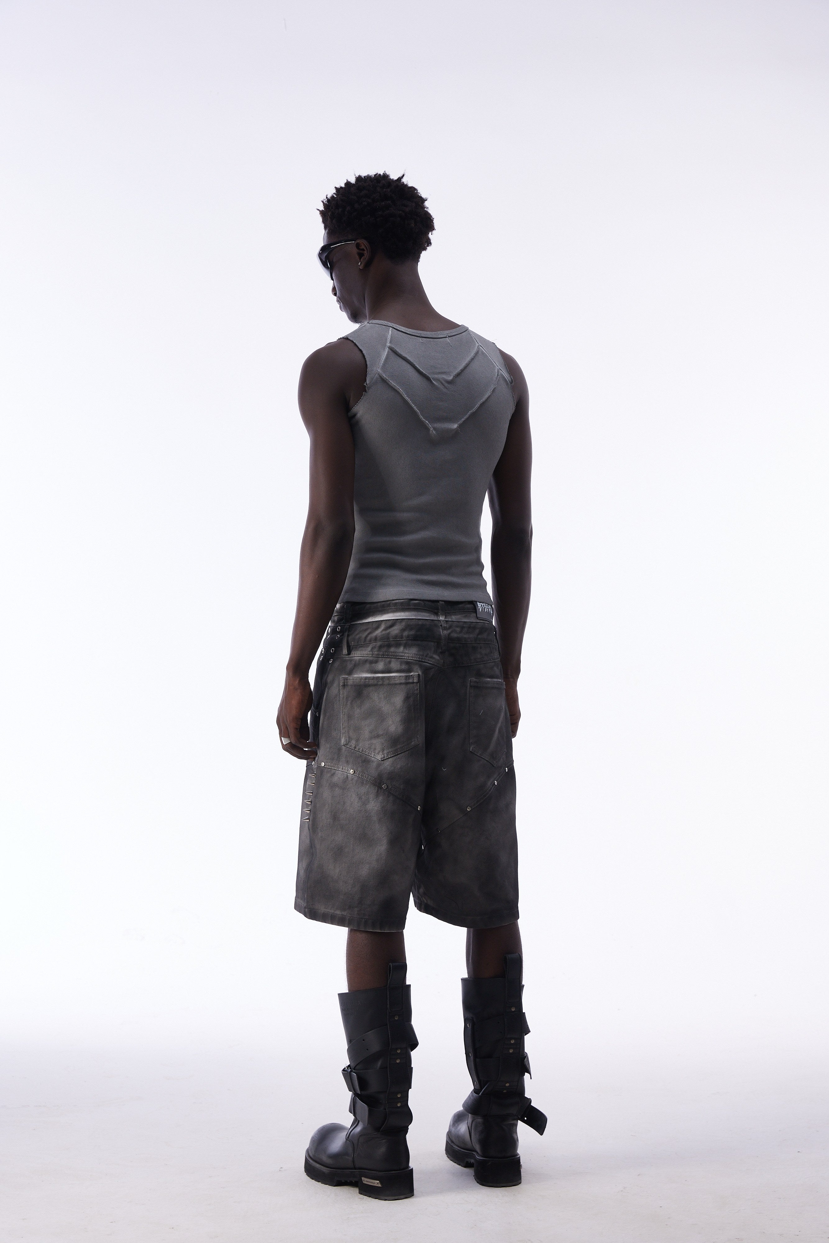 Omirad Tribal Spike Jorts