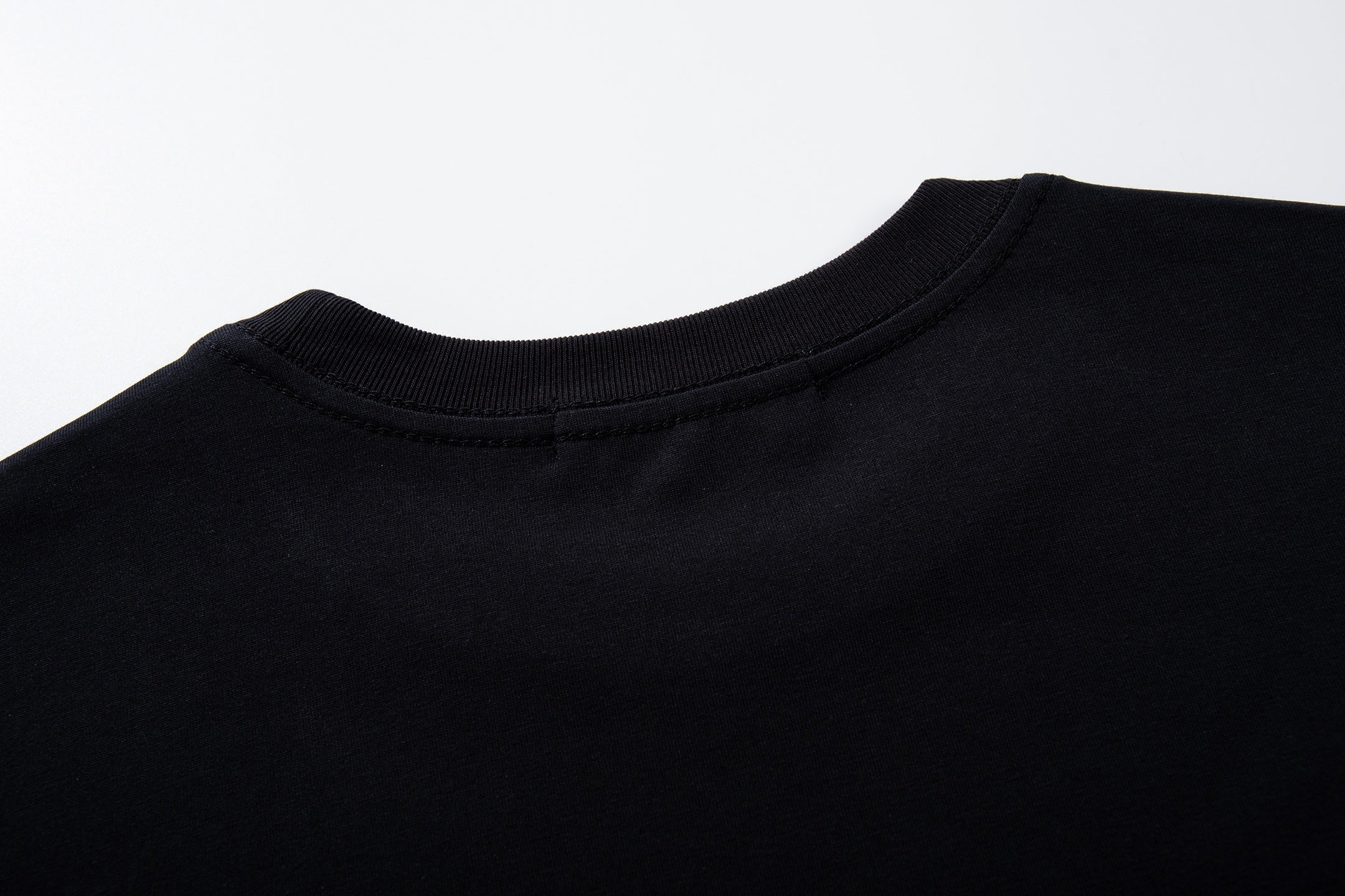 Omirad Free Spirit Graphic Tee