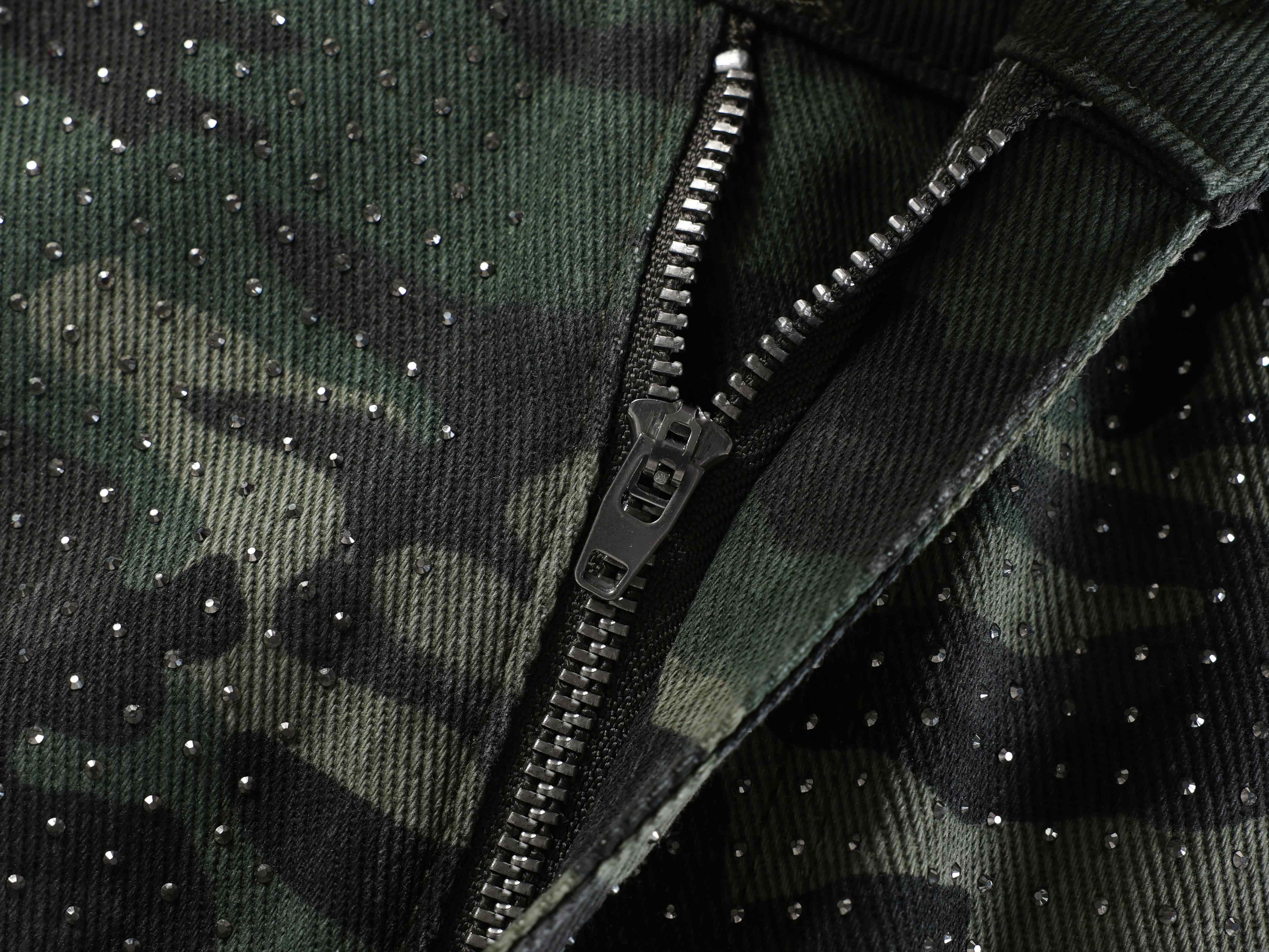 Omirad Camouflage Wide-Leg Jeans