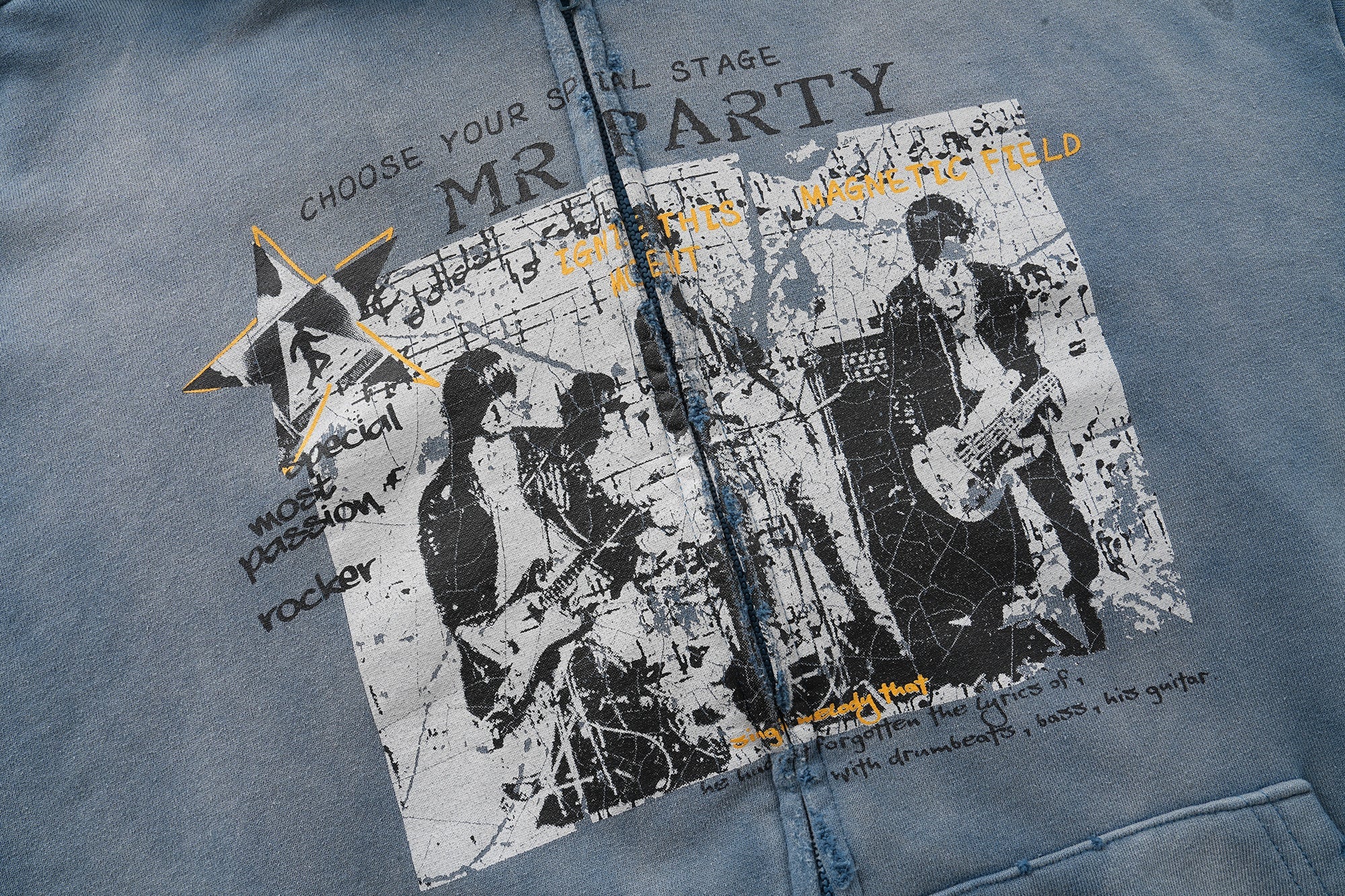 Omirad Vintage Graphic Zip-Up Hoodie