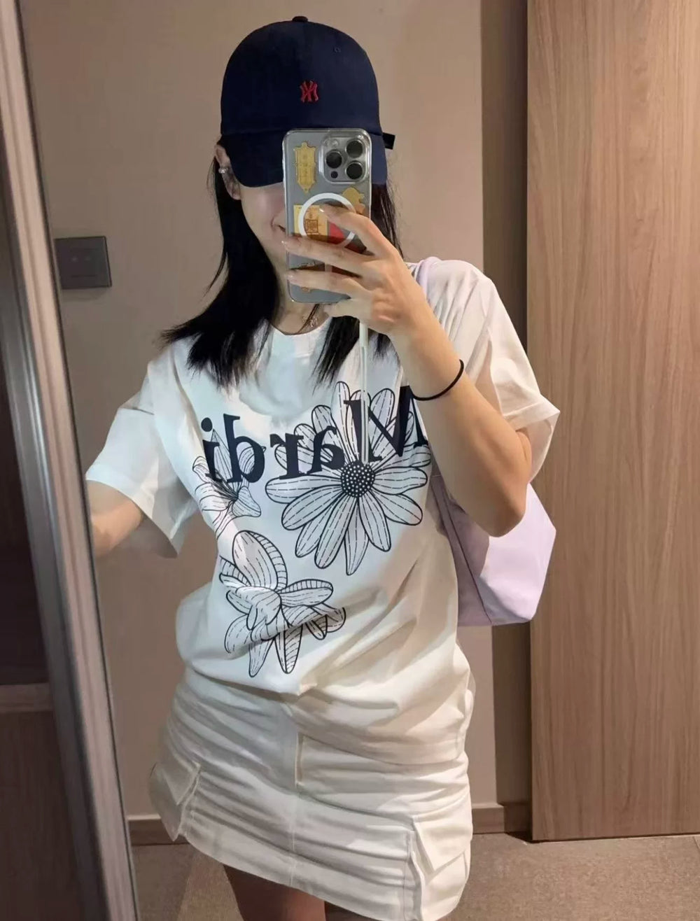 Mardi Three Flowers Graphic Summer Cotton Casual Tee