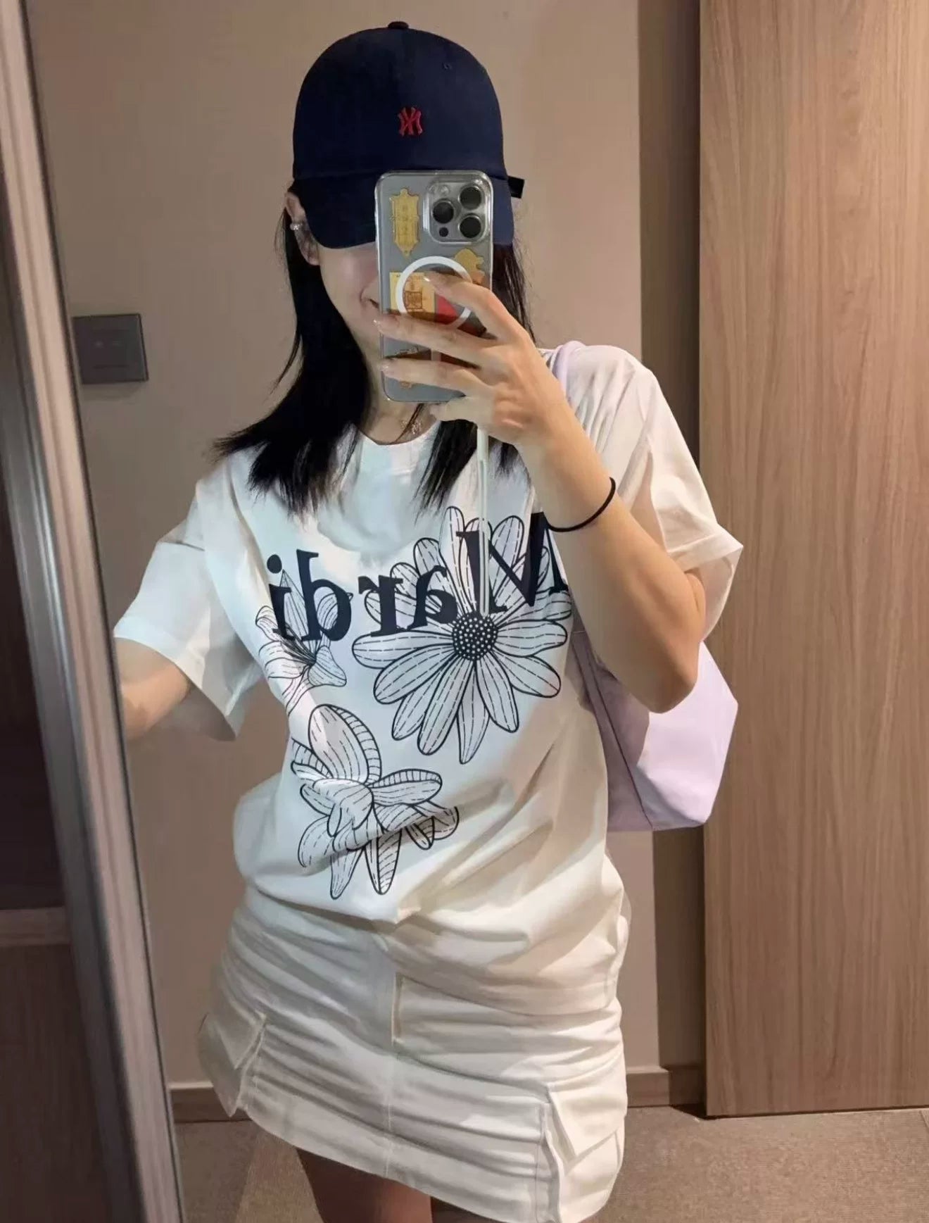 Mardi Three Flowers Graphic Summer Cotton Casual Tee