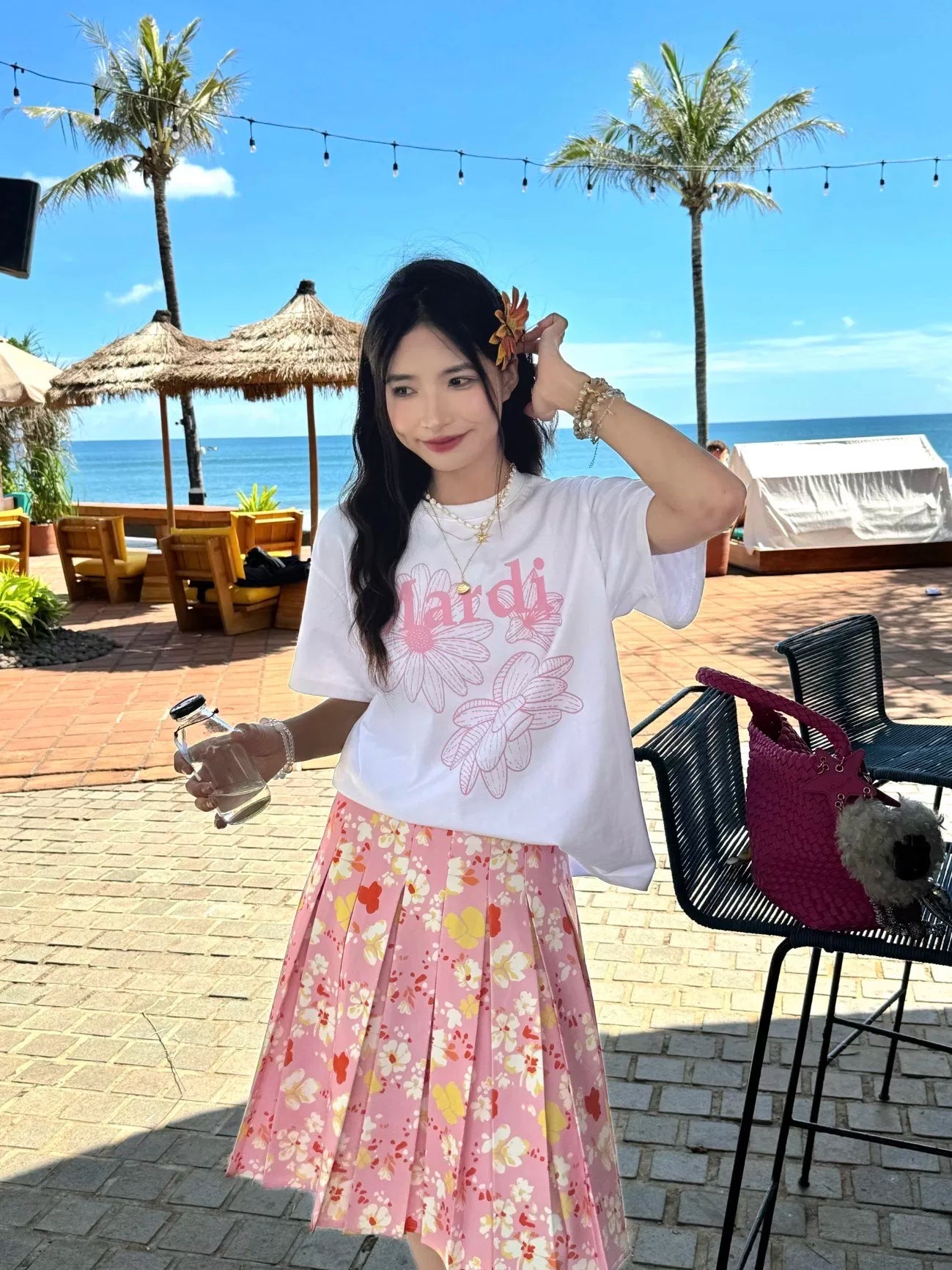 Mardi Three Flowers Graphic Summer Cotton Casual Tee