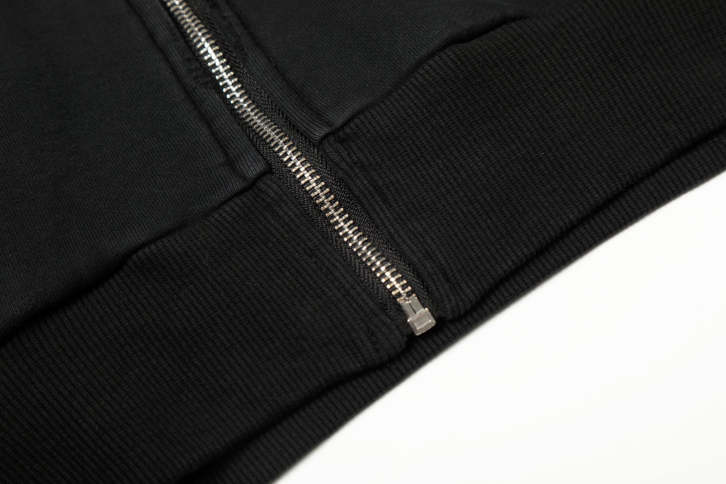 Omirad Gradient Graphic Zip-Up Hoodie